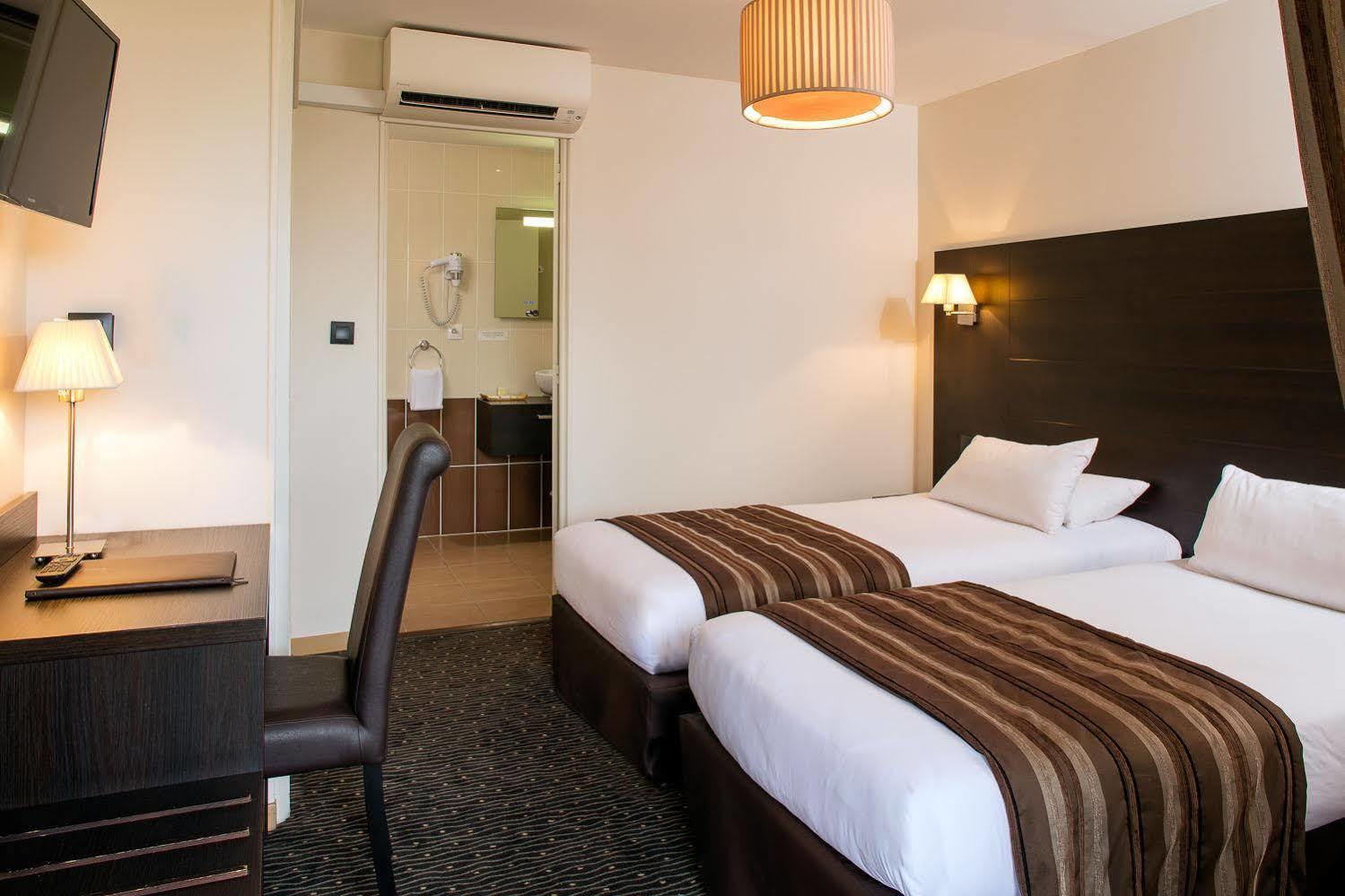 Contact Hotels Les Pierres Dorees Amberieux d'Azergues Екстер'єр фото